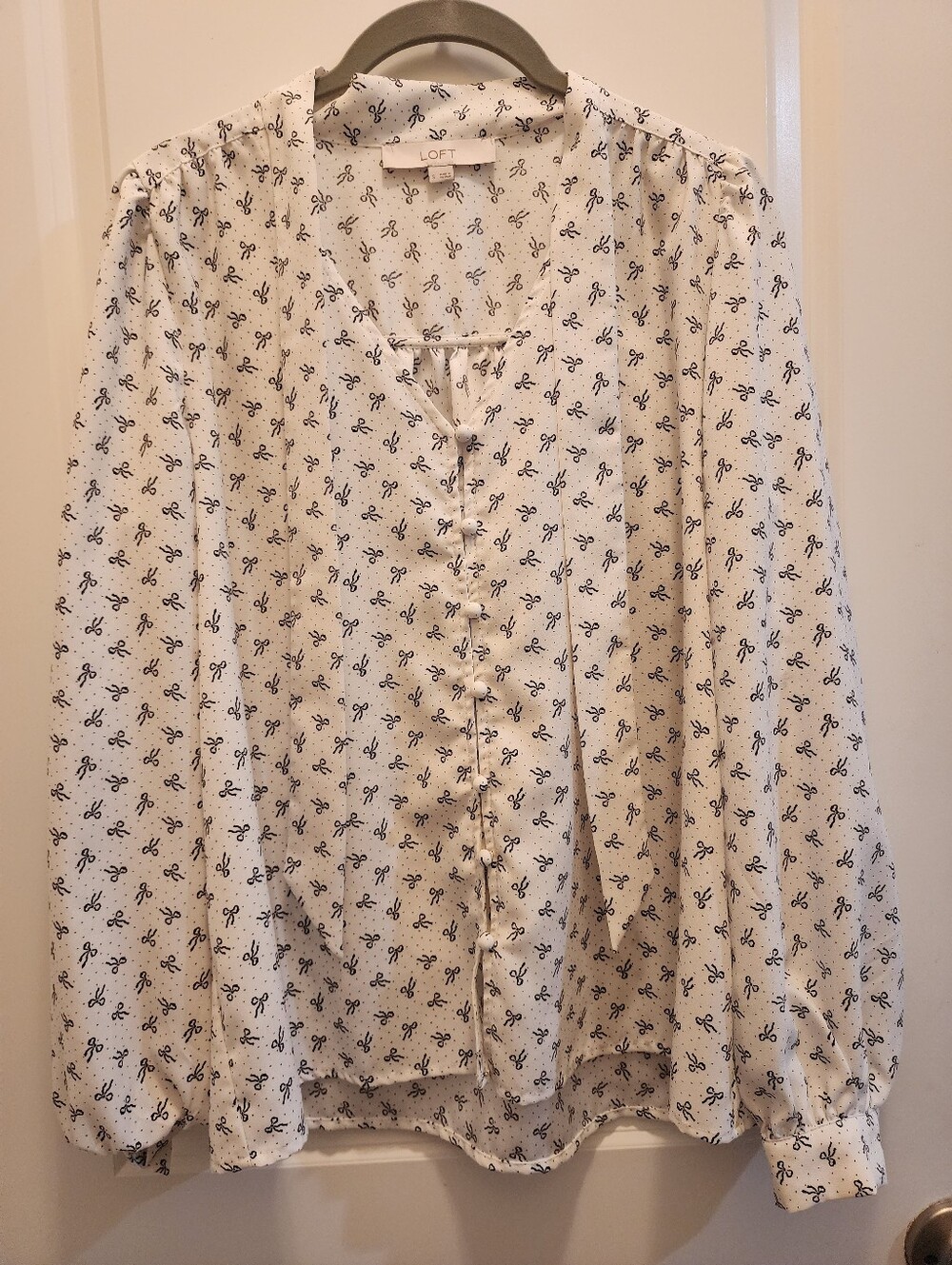 LOFT Cream Long-Sleeve Tie-Neck Blouse with Navy Bow Motif
